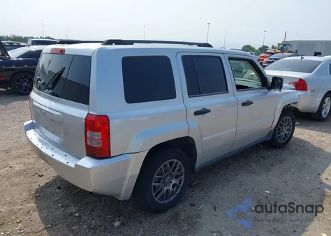 2008 Jeep Patriot Sport from USA, damaged, VIN 1J8FT28088D796513